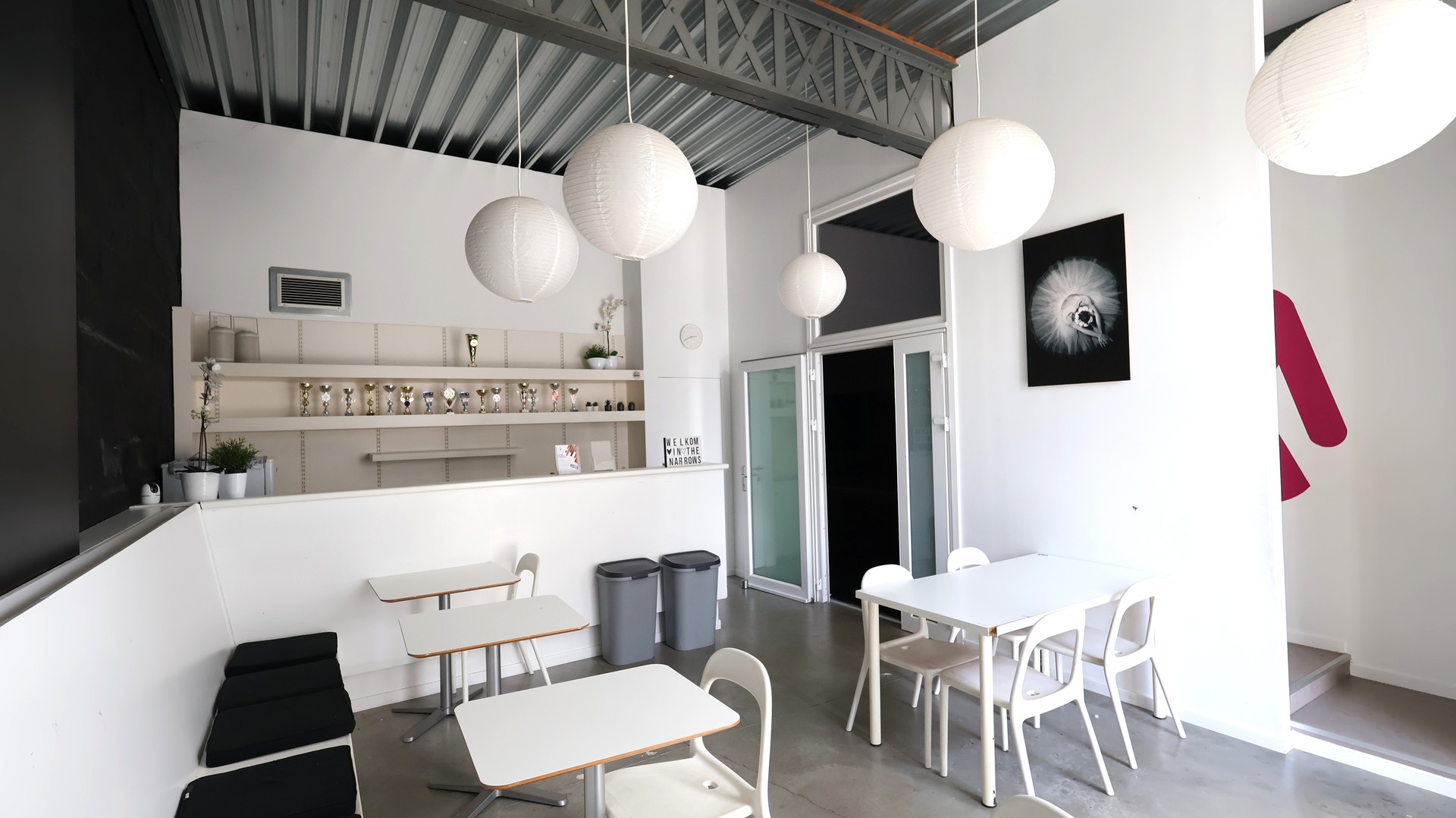 Polyvalente ruimte van 431 m² te huur te Roeselare - foto 4