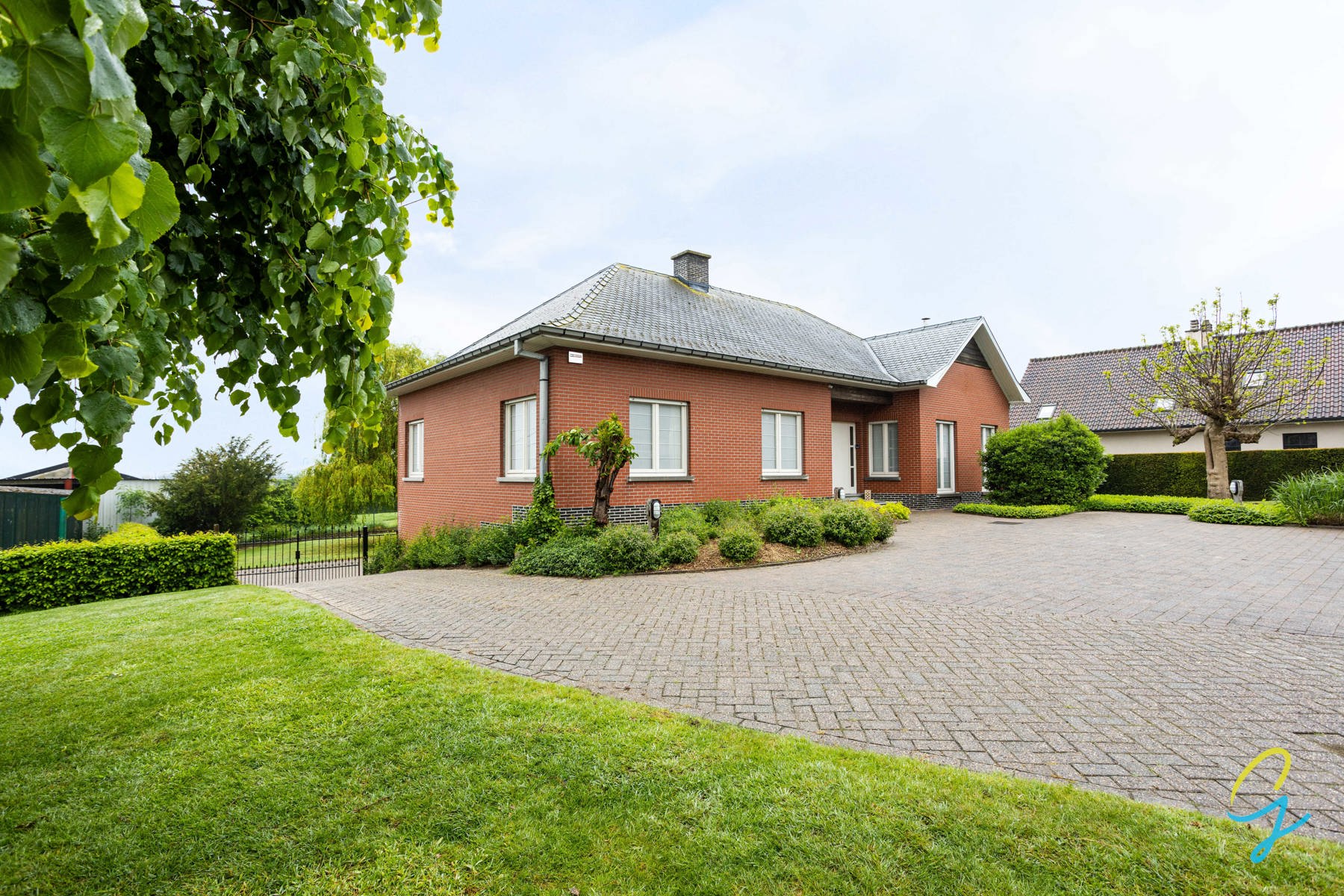 House for sale in Geraardsbergen with 3 bedrooms - photo 1