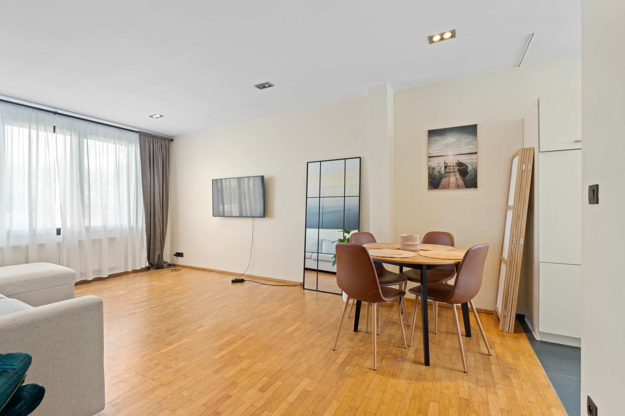 Instapklaar appartement op centrale ligging te Wilrijk! - foto 3