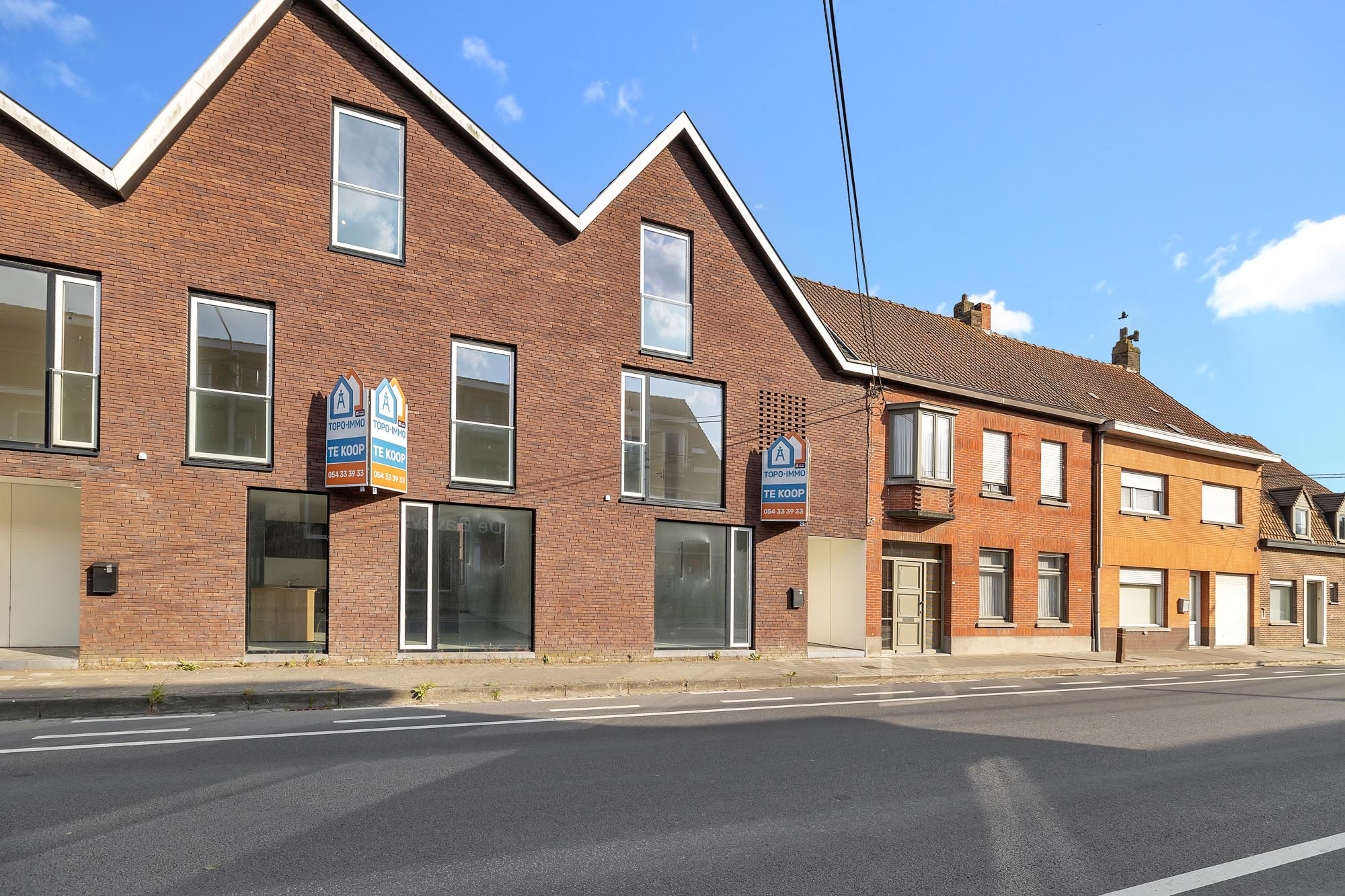 Volledig afgewerkte nieuwbouwwoning met 5 slaapkamers - foto 2