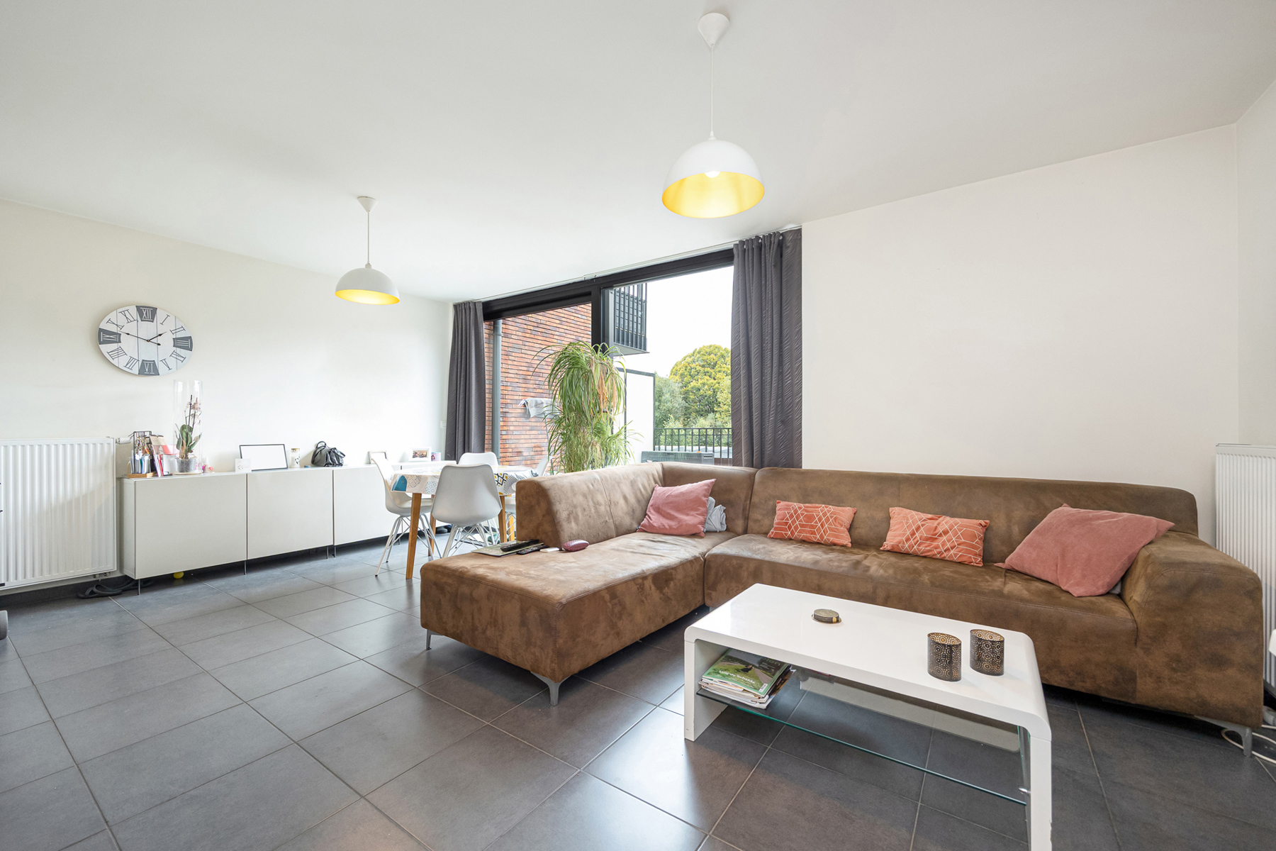 Energiezuinig appartement op de 1ste verdieping met 2 slaapkamers, terras en autostaanplaats. - foto 3