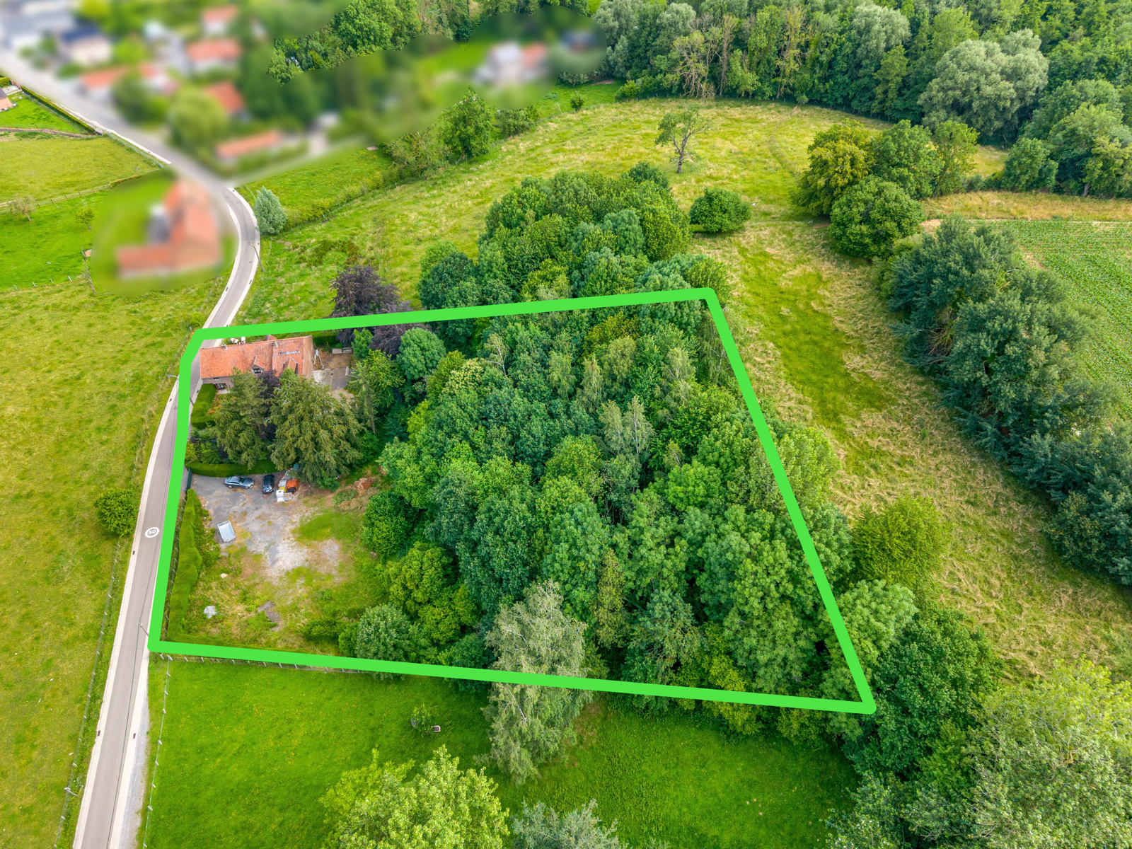 Prachtig gelegen eigendom met grond en bos - foto 5