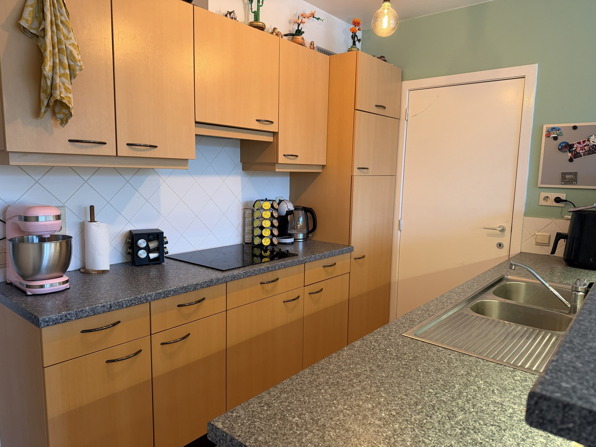 Verzorgd appartement op de eerste verdieping met 2 slaapkamers, ruim terras en garage. - foto 5