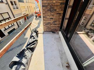 "Residentie Amandine"Dit moderne nieuwbouwproject is gelegen op een fantastische locatie: pal in het centrum van Oostende en stapvoets van de zee,...