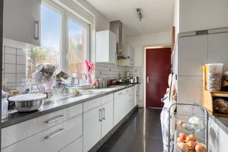 Ontdek deze ruime en lichtrijke gezinswoning gelegen in de Kattebroekstraat 17 te — een ideale thuisbasis voor wie comfortabel wil wonen op...