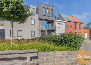 WETTEREN - Gezellige nieuwbouwwoning op uitstekende locatieInschrijven voor het geplande kijkmoment kan via onze website =>...