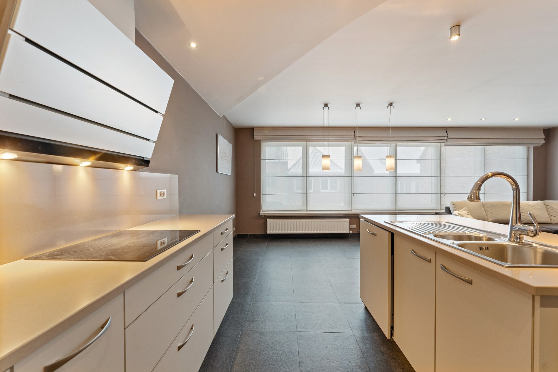 Uitzonderlijk ruim appartement met 5 slaapkamers en zonneterras van 65 m² - foto 5