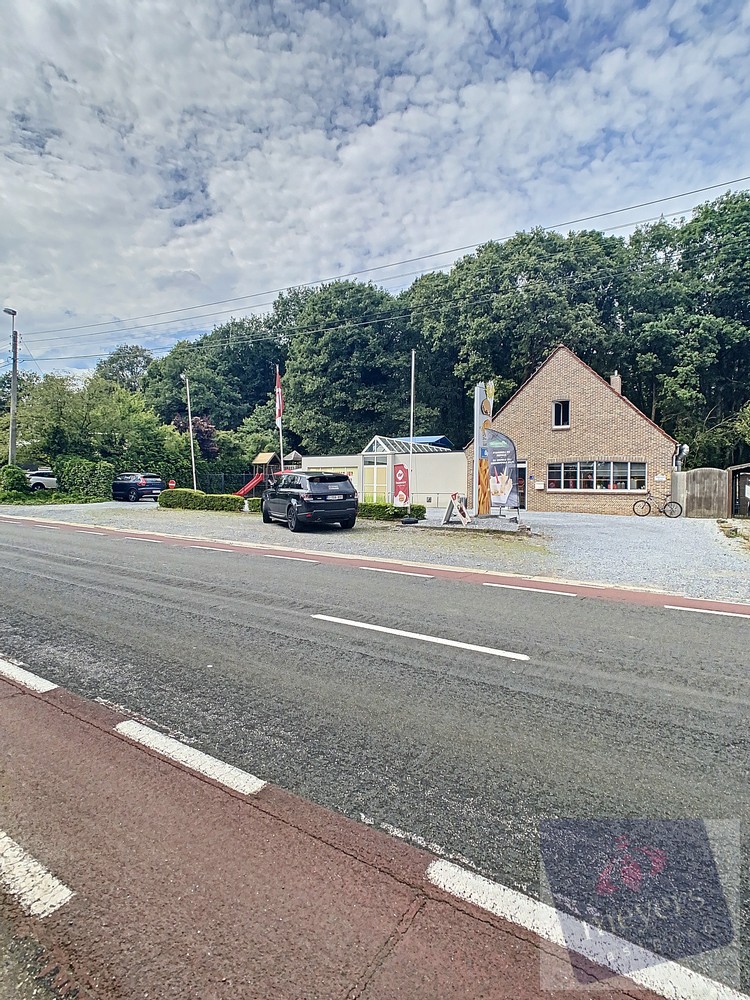 Commercial à vendre à Beringen