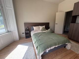 <p><span><span>On Tiensevest, within walking distance of Leuven Station, you can find this beautiful student room in a renovated townhouse. The building has an indoor bicycle storage, a modern communal kitchen and a cozy city garden where students can get together to relax. In Residence Zucchero is fully committed to high quality and degree of finishing, which ensures an absolute added value. This is building is located in an extremely convenient location, close to the city center, all kinds of campuses, facilities and the Leuven Station.</span></span><br /><br />The<span><span>room is located on the second floor at the back of the building and comes fully furnished with a double bed, mattress, desk, breakfast block with microwave and refrigerator and closet. Everything to make student life enjoyable.</span></span><br /><br />Interested<span><span>or an on-site viewing? Contact us at </span></span><span><span>verhuur@connect-immo.be</span></span><span><span> or 016 229 228<br /><br />Rent</span></span><span><span>: €725 + €90 commission charges<br />*Excluding</span></span><span><span> student tax<br />Available</span></span><span><span>from September 1!</span></span></p>