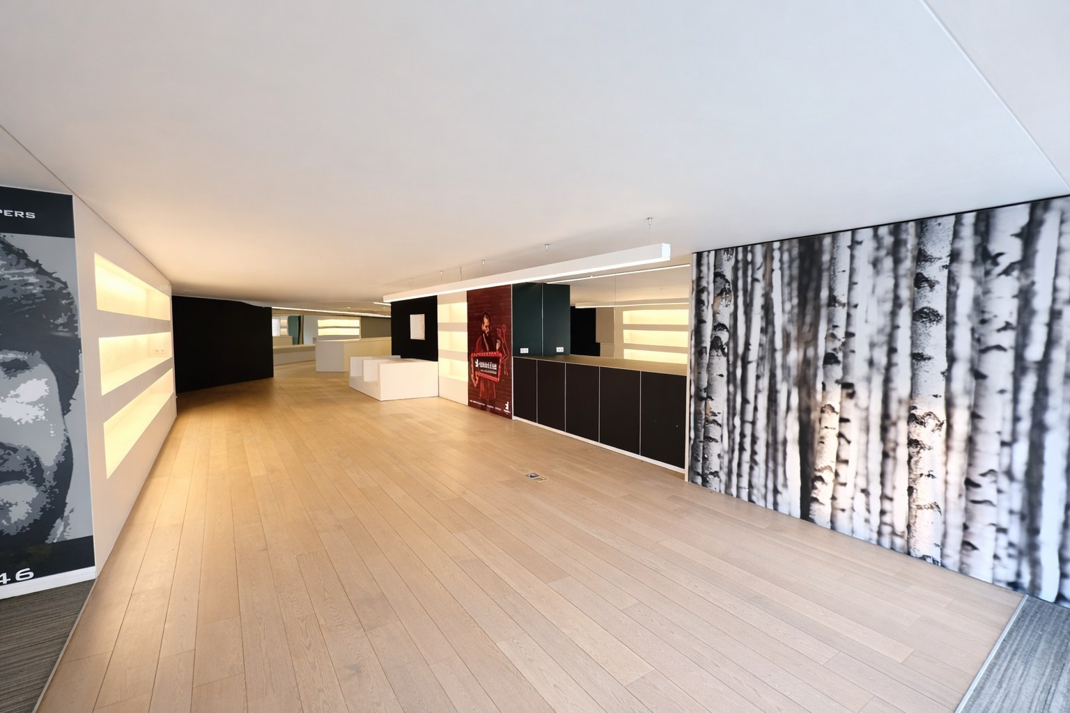 Handelspand: winkel / kantoor, instapklaar, (300 m²), mét parking, Torhout - foto 2