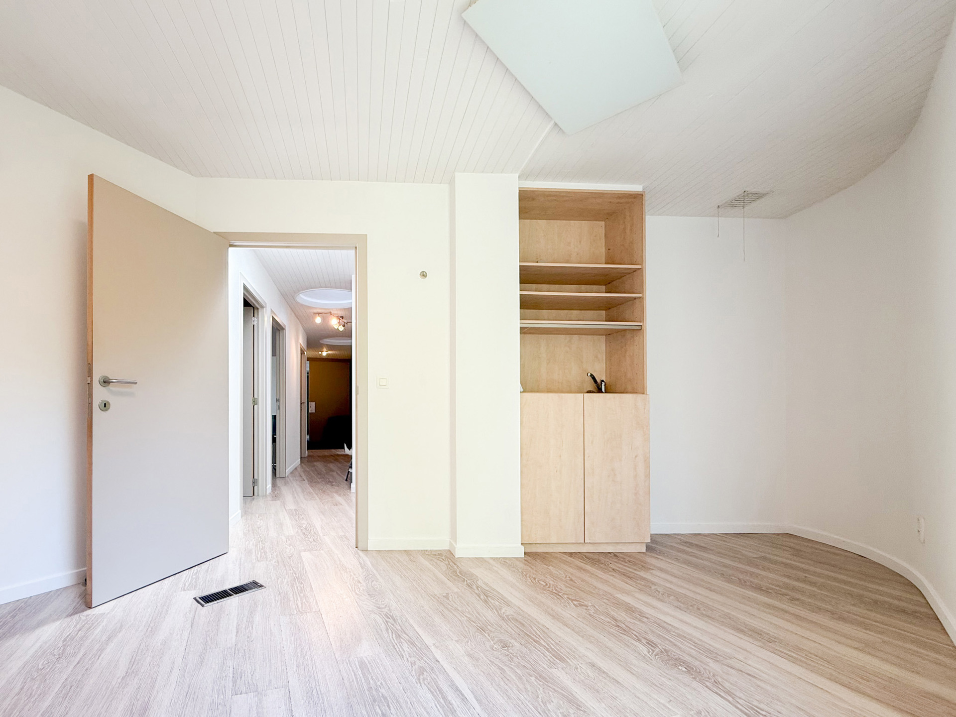 Praktijkruimte op een centrale locatie - foto 4