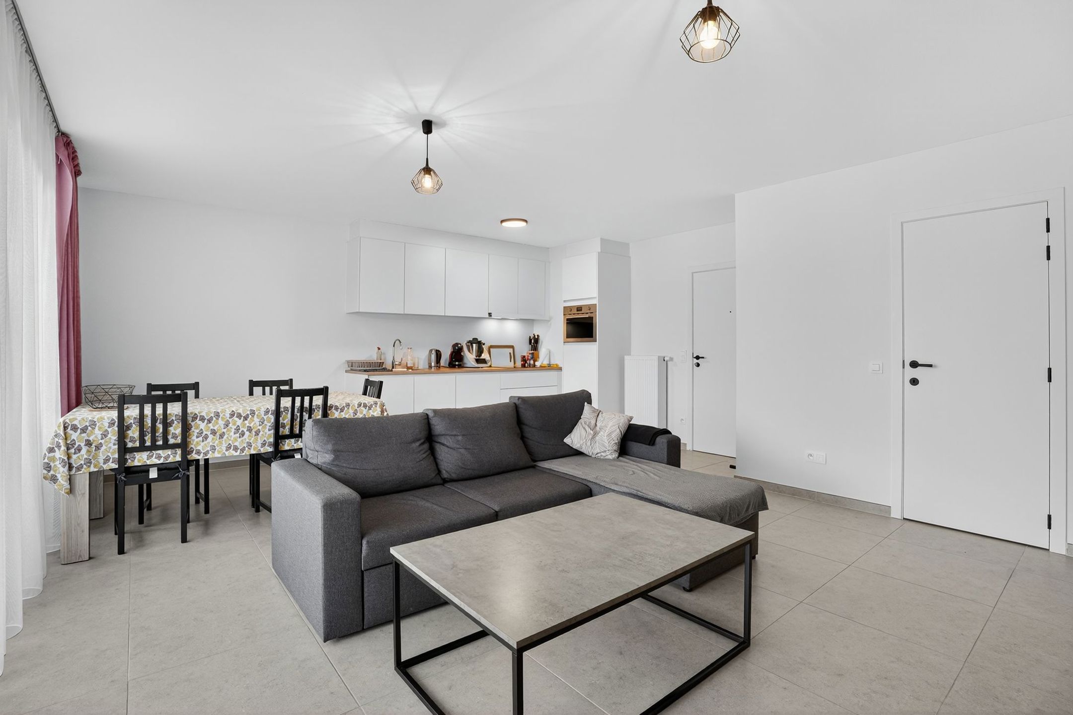 Recent energiezuinig appartement met terras in het centrum - foto 5