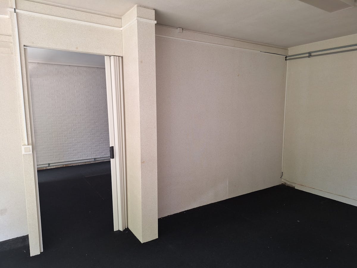 Handelspand te huur in centrum Izegem - foto 3