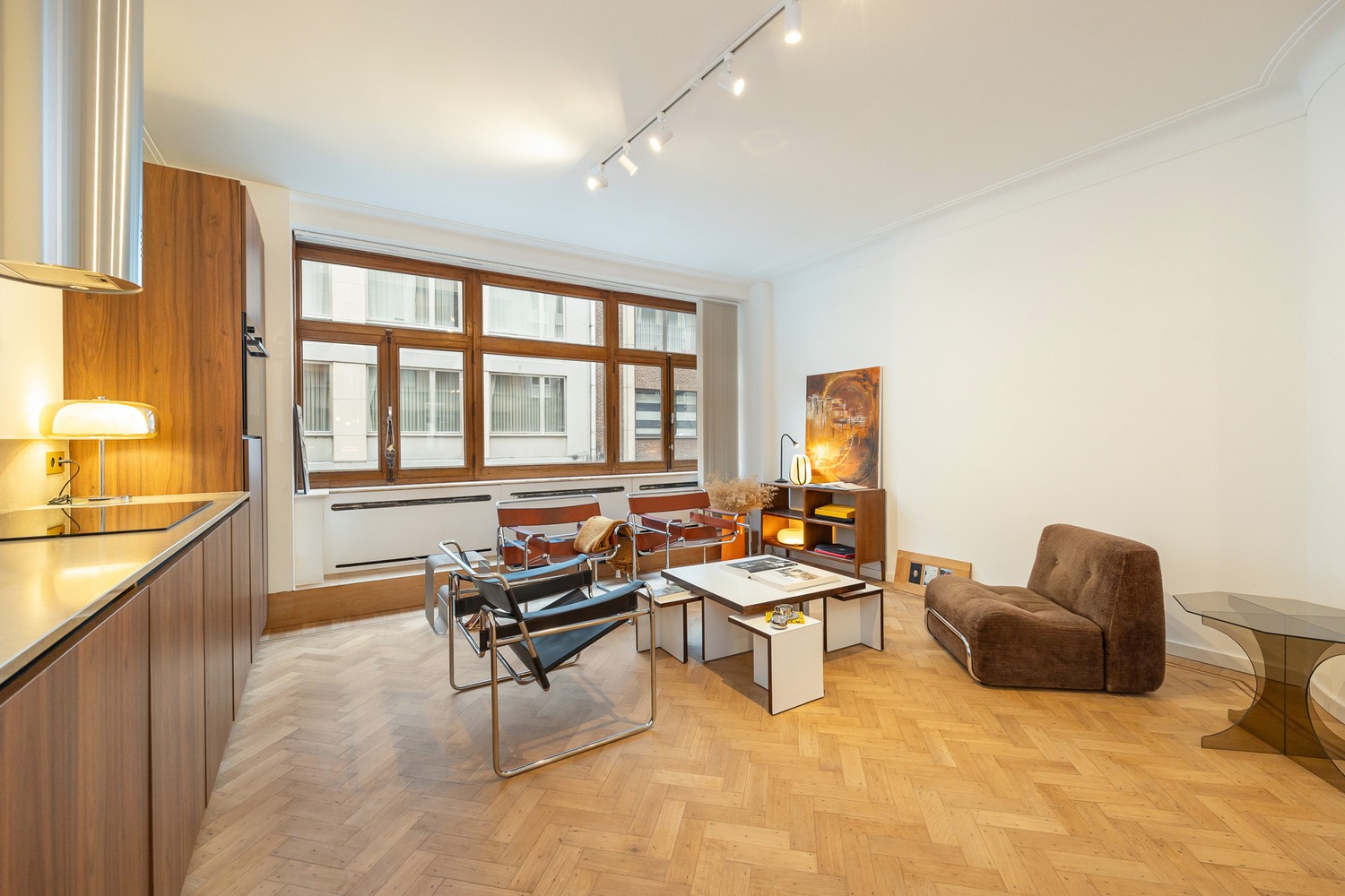 Appartement design prêt à emménager au bord du parc de la ville – élégance intemporelle au cœur de la cité - photo 5