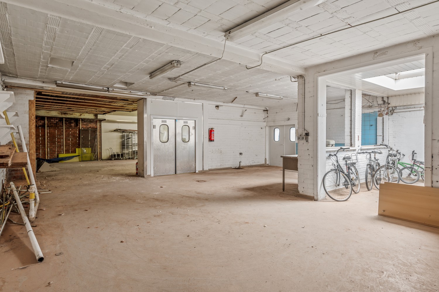 Ruim magazijn (+/- 441 m²) in Lier! - foto 4