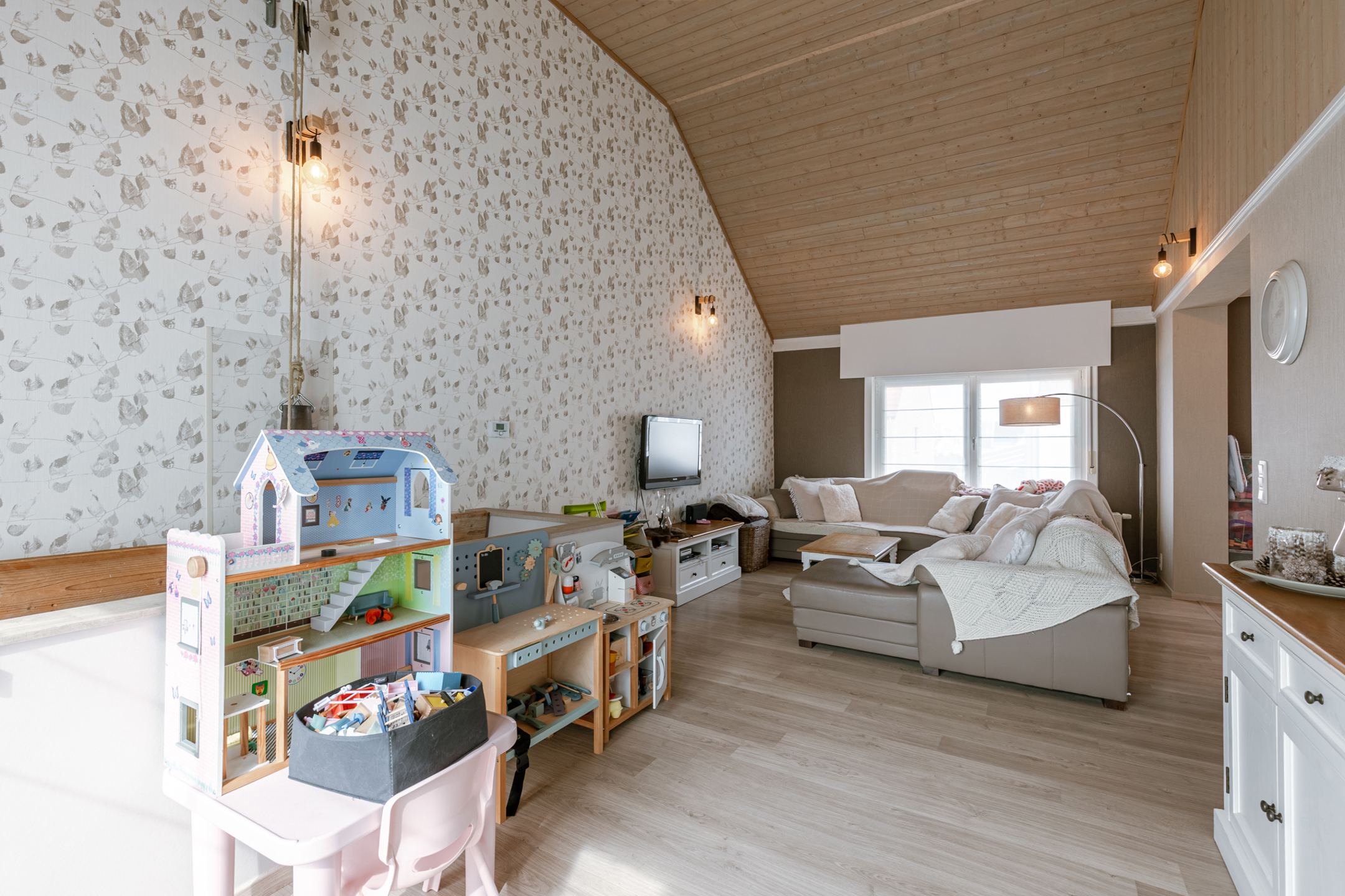 House for sale in Zedelgem with 5 bedrooms - photo 3