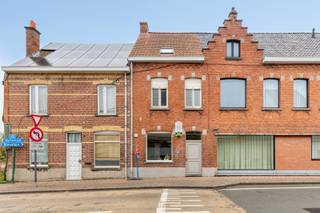 In het levendige dorpscentrum van Staden bieden we u deze opgeknapte, instapklare woning aan. De woonst, met een bewoonbare oppervlakte van 126 m²,...