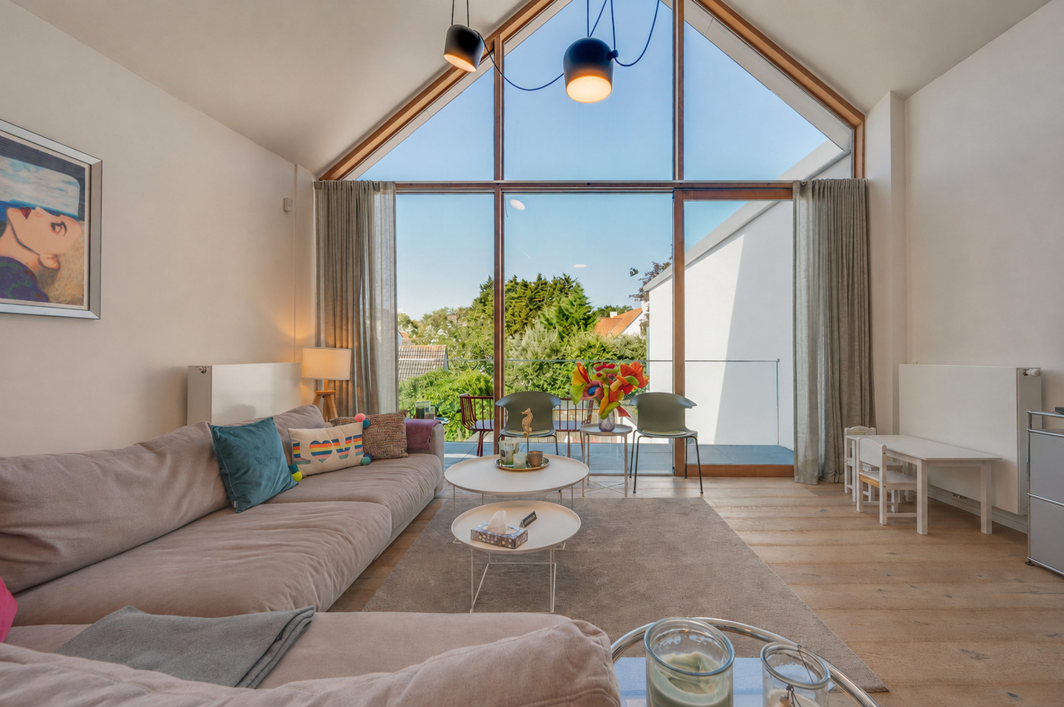Recente woning aan het karaktervolle Oosthoekplein.          - foto 5