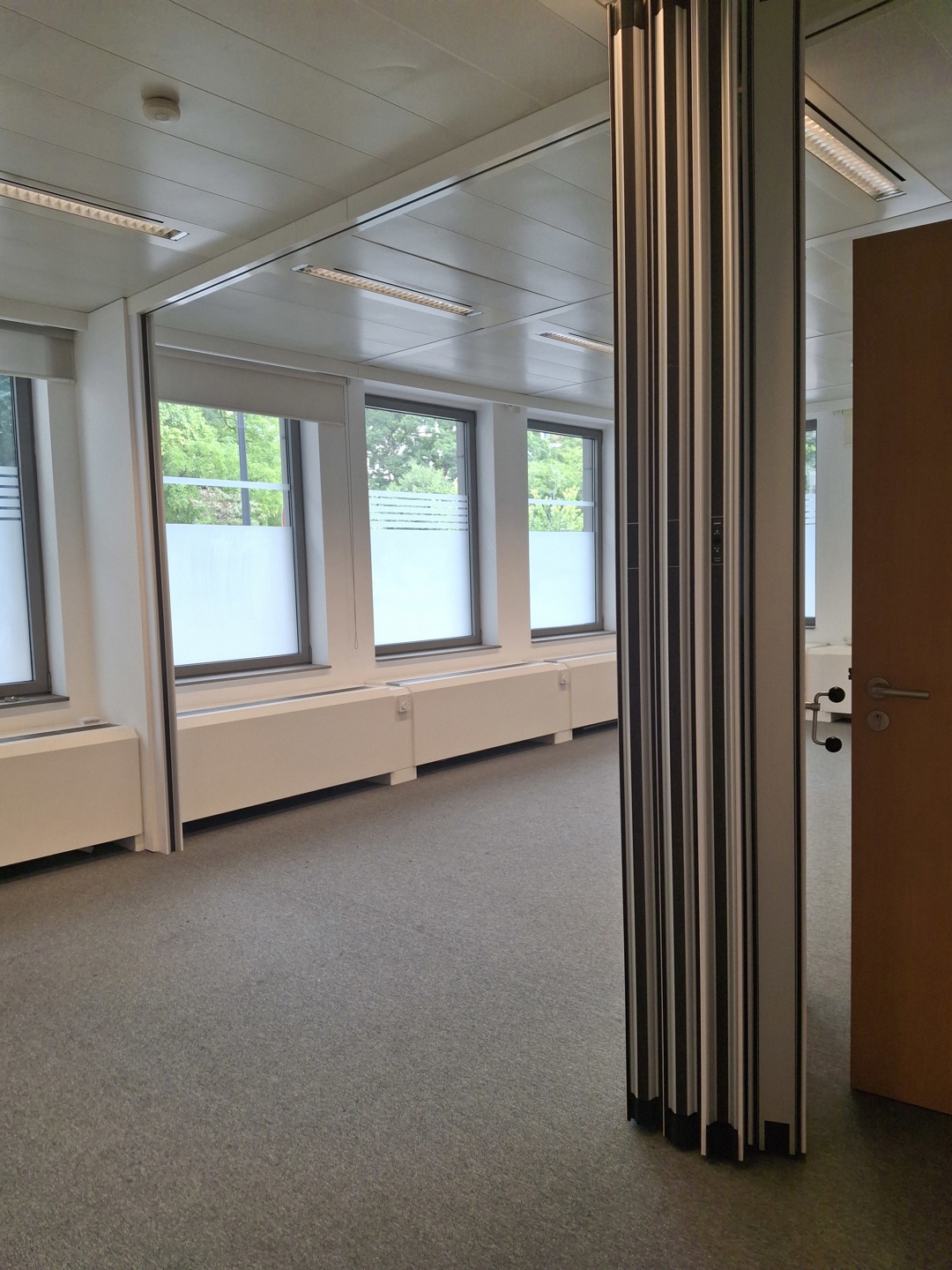 Commercieel te huur in Brussel - foto 2