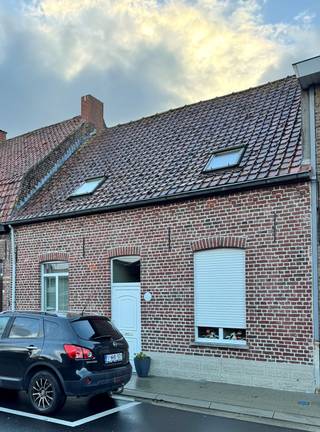 Deze ideale gezinswoning in Ardooie is gelegen op een grondoppervlakte van 407 m².De woning is gelegen in een rustige en kindvriendelijke buurt,...