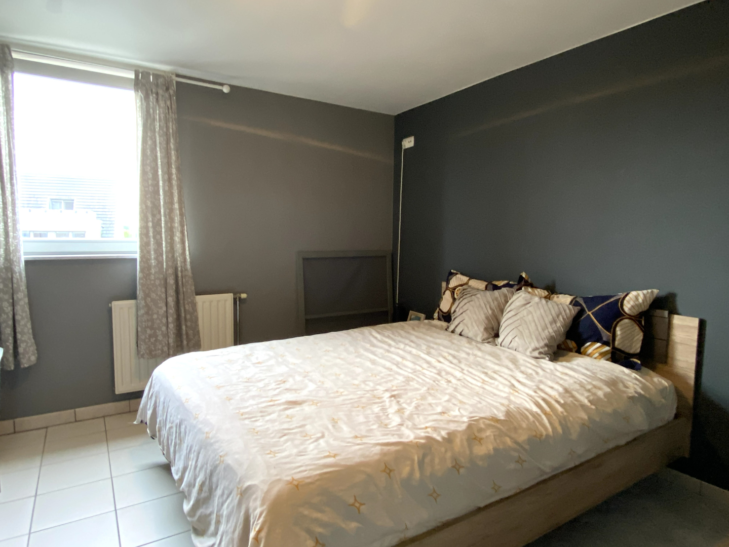 APPARTEMENT MET 1 SLAAPKAMER | TERRAS EN GARAGEBOX - foto 4