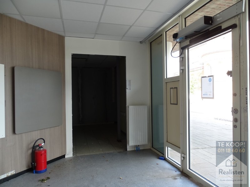 Voormalig bankkantoor - foto 4