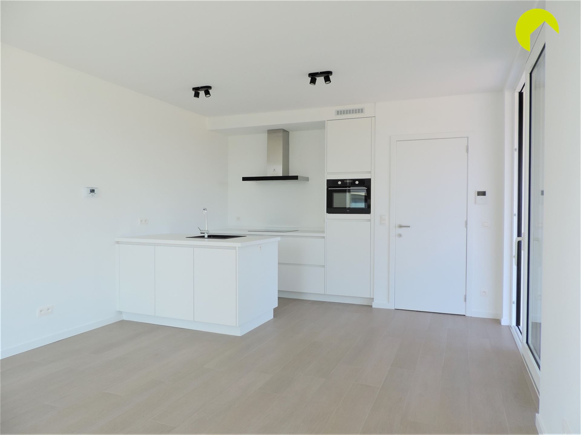 Mooi afgewerkt appartement met prachtig zicht en terras te Boechout! - foto 4