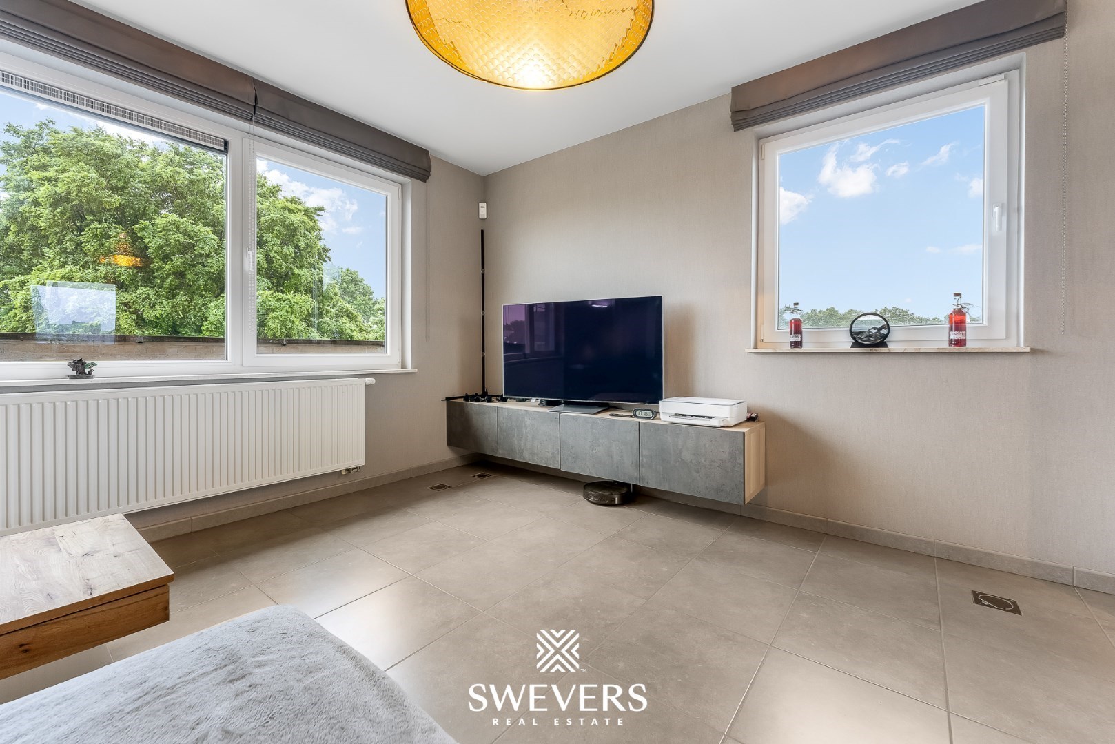Ruim appartement net buiten Beringen-centrum met uitzicht rondom - foto 4