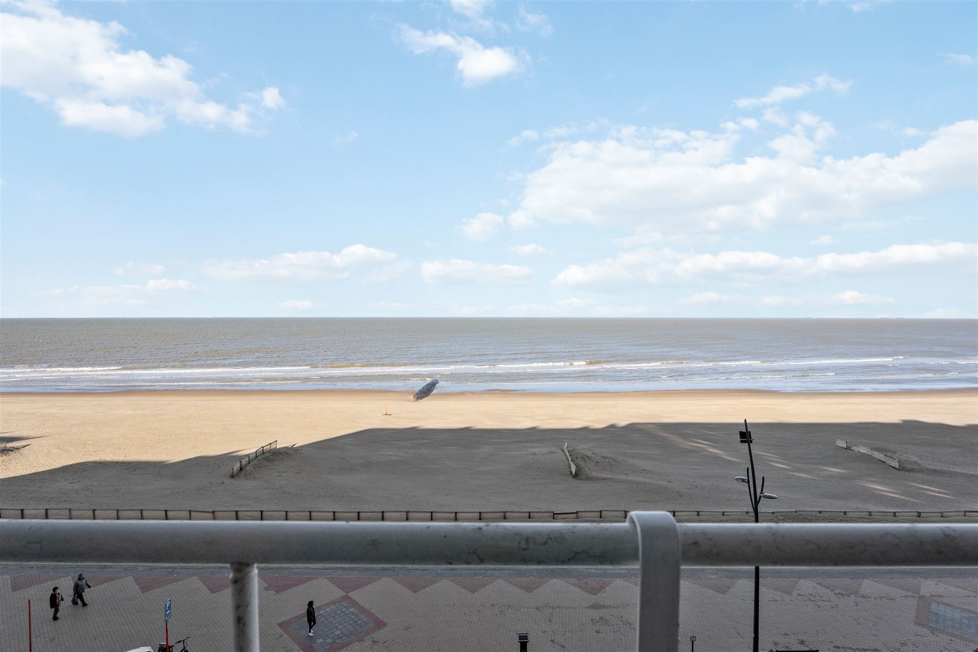 FRONTAAL ZEEZICHT / DUBBELE GARAGE - foto 5