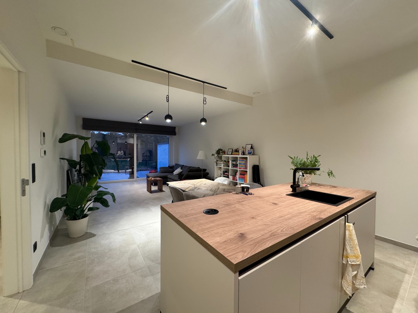 Gelijkvloers appartement met tuin en 2 slaapkamers te huur in Zutendaal - foto 4