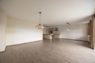 Welcome to Buizegemhof 2, in the middle of the beloved Buizegem neighborhood in Edegem.Here you live quietly, stylishly and comfortably - in...