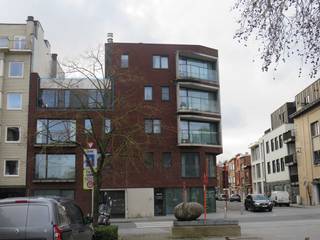 Uniek appartement met lichtinval aan zowel voor -als achterzijde, waarbij voor -en achterzijde volledig met elkaar verbonden zijn. Het ruime...