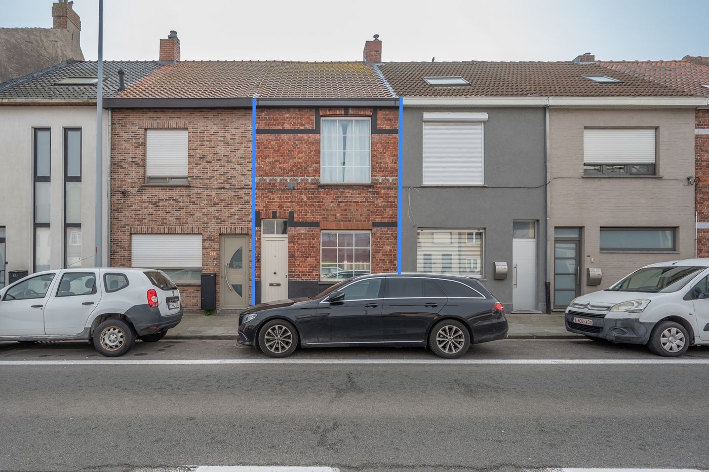 Instapklare stadswoning met 3 slaapkamers te Sint-Michiels - foto 1