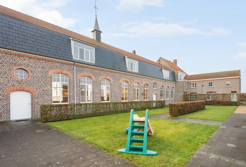 House for sale in Wijtschate with 8 bedrooms - photo 2