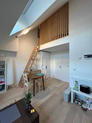 **Vraag uw bezoek aan**Nabij de Leuvense Vismarkt, in een zijstraatje van de uiterst gezellige Mechelsestraat kan je de Penitentienenstraat vinden...