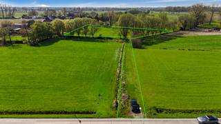 Dit mooi perceel landbouwgrond aan Hutveld is landelijk gelegen en vrij van pacht!Omschrijving:Het perceel biedt op zijn breedste punt een breedte...