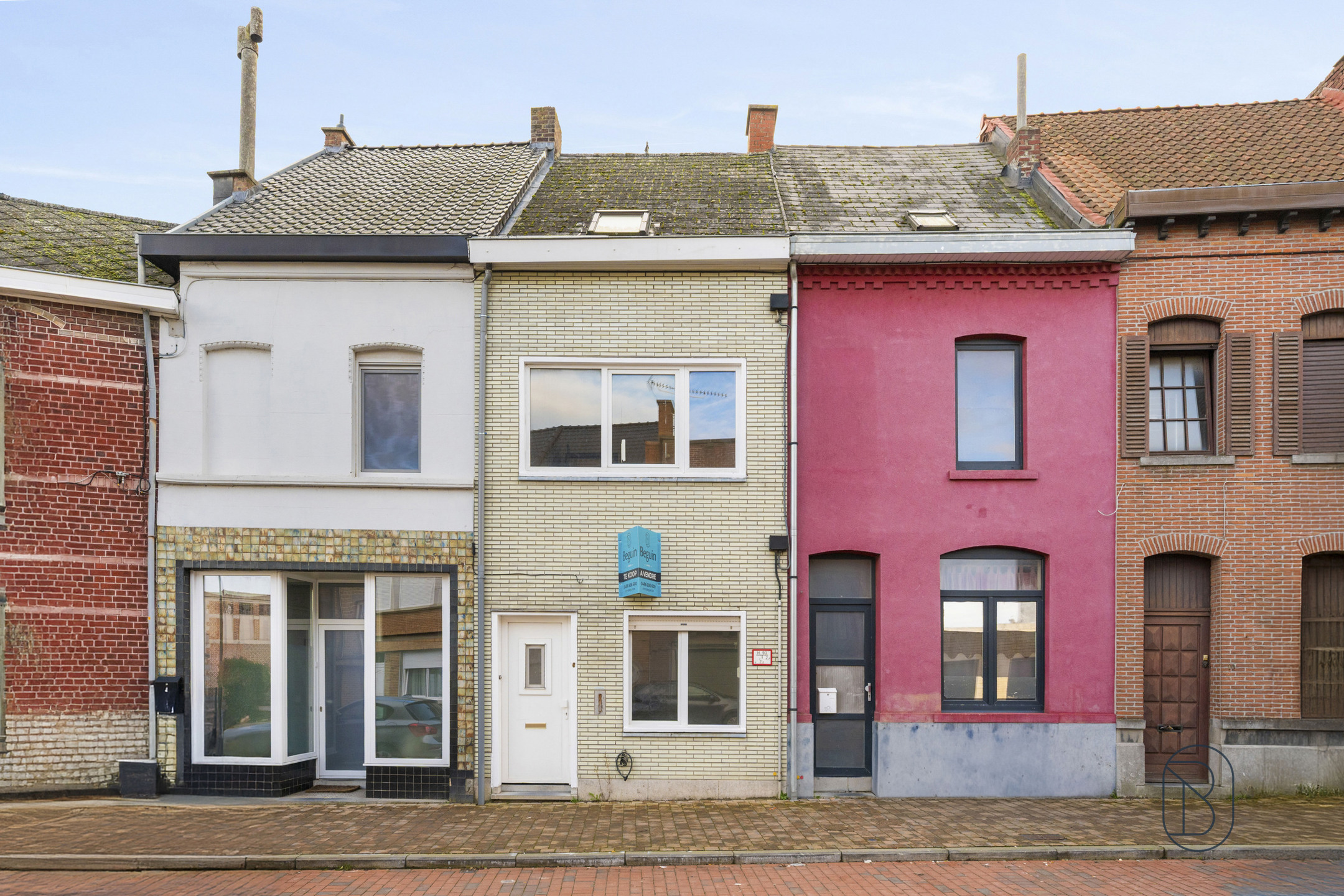 House for sale in Ronse with 4 bedrooms - photo 1