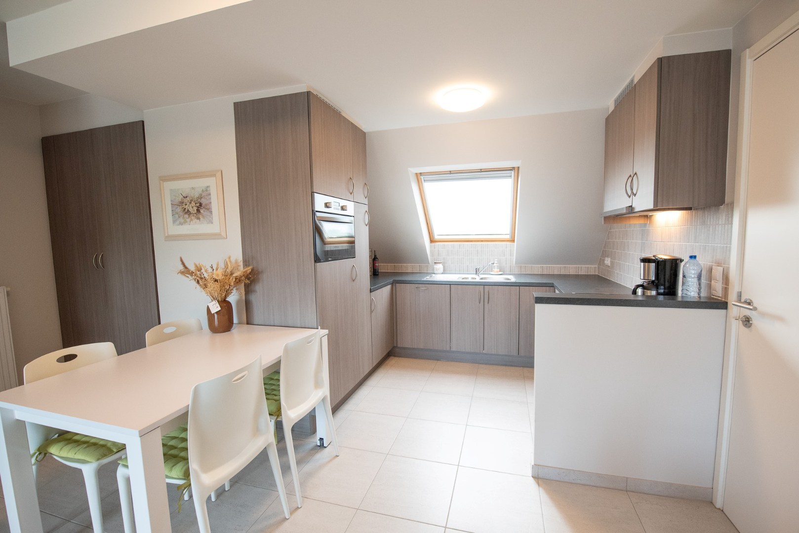 Instapklaar 1-slaapkamerappartement in centrum Olsene - foto 4
