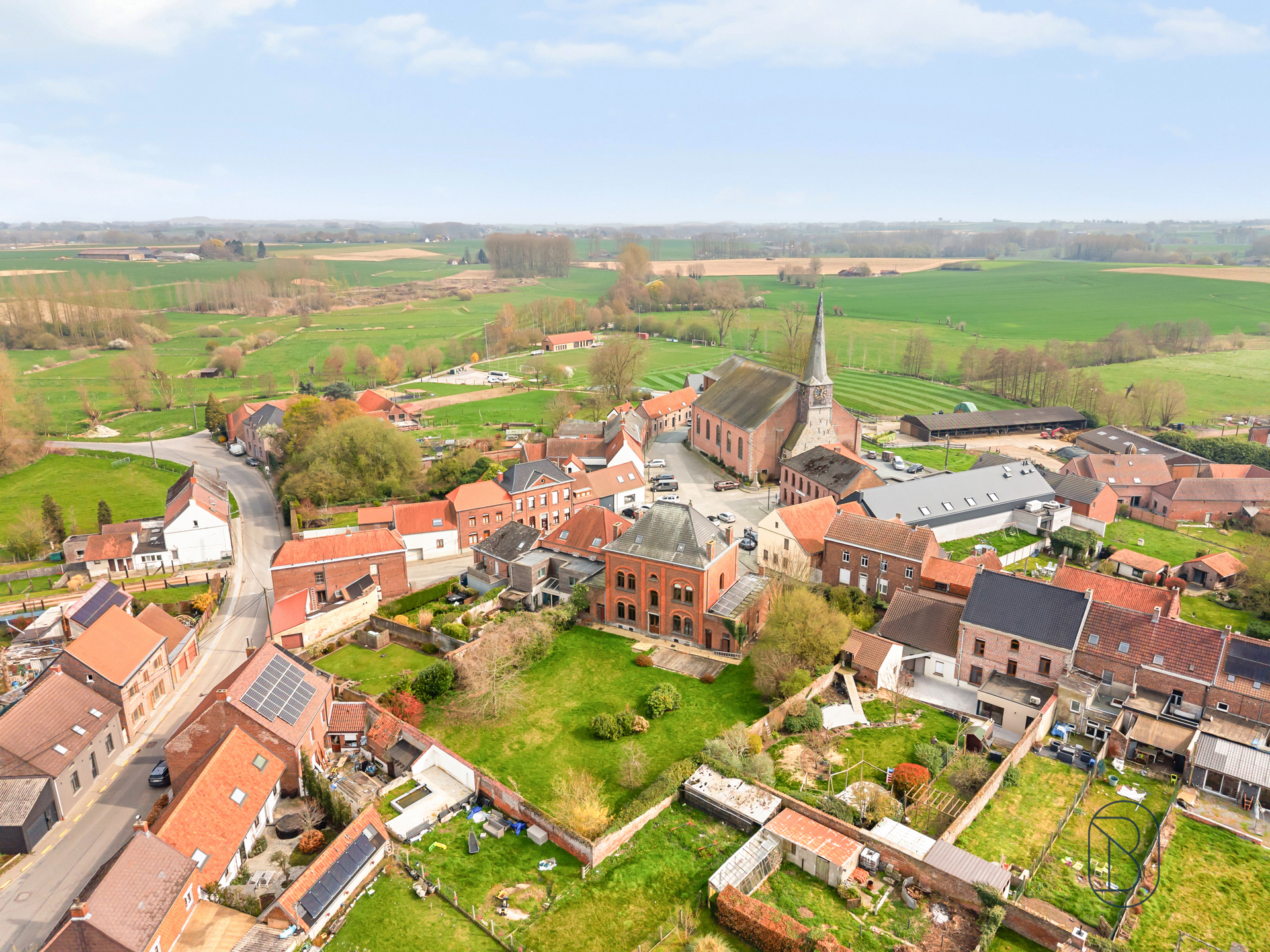 Imposante notariswoning met prachtige tuin! - foto 5