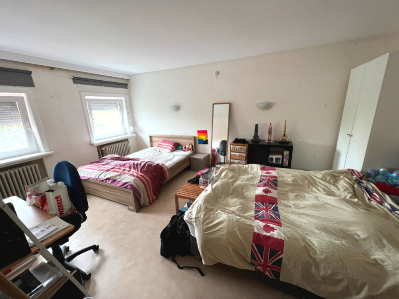 Gerieflijk ruime gezinswoning met 4 slaapkamers, tuin, terras, garage - TE HUUR via EXPERT-IMMO - photo 5