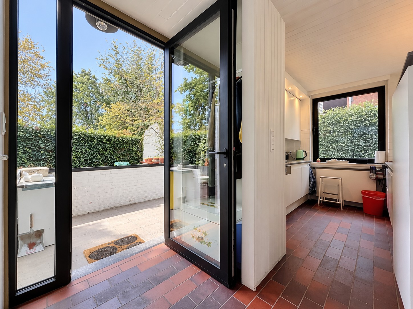 Karaktervolle HOB met tuin, dakterras en garage op droomlocatie in Hove - foto 5