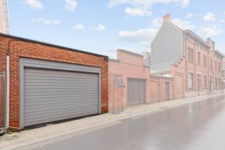 Investeringsvastgoed in centrum ZeleVaste inkomstenflow door huurovereenkomstVerdere mogelijkheden tot projectgrond in bespreking...