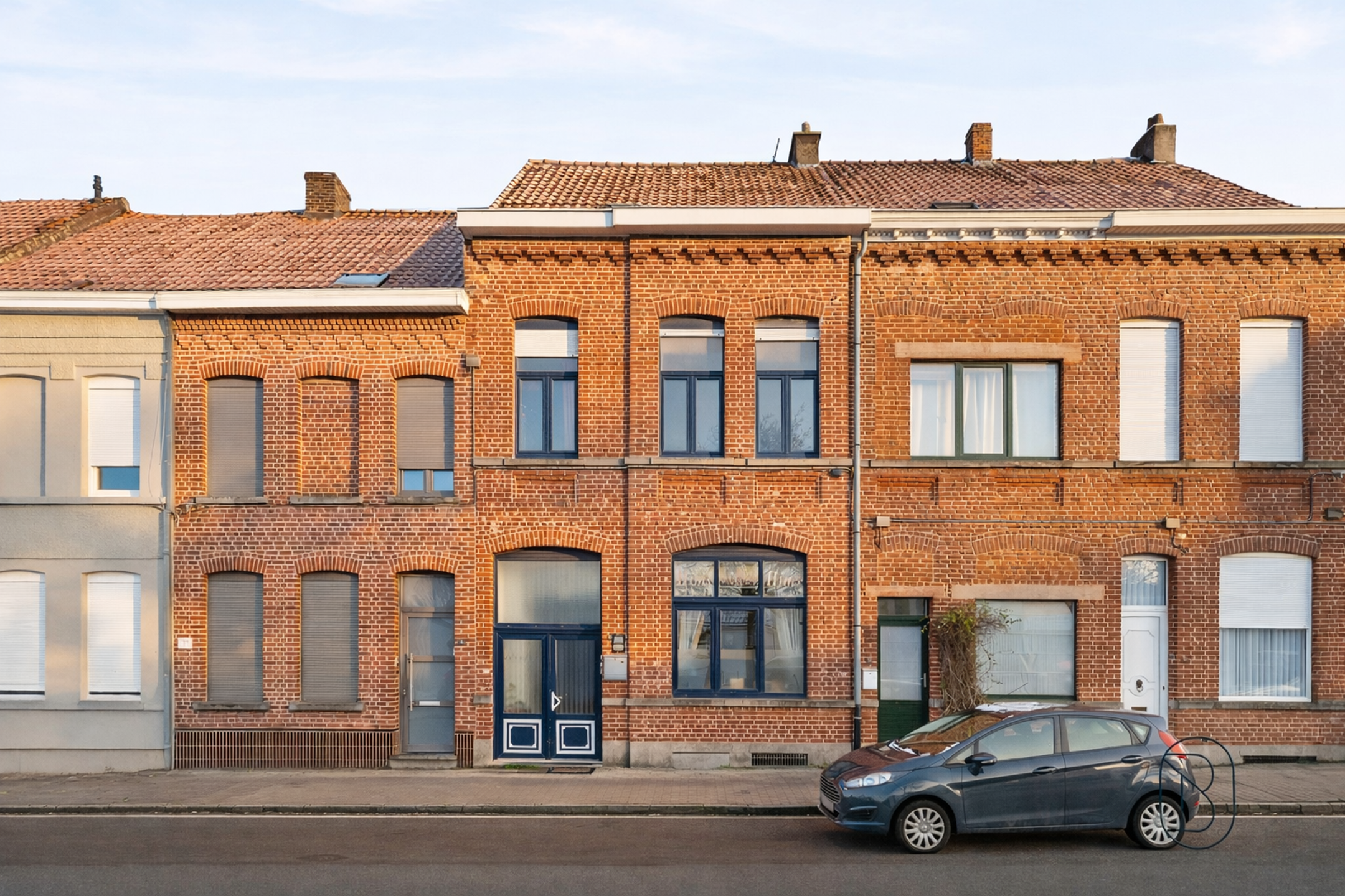Grote karakterwoning met 5 slaapkamers en dakappartement. - foto 3