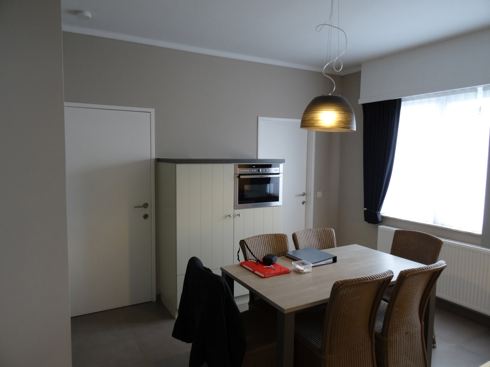 Ruime woning met 4 slaapkamers en tuin - foto 4