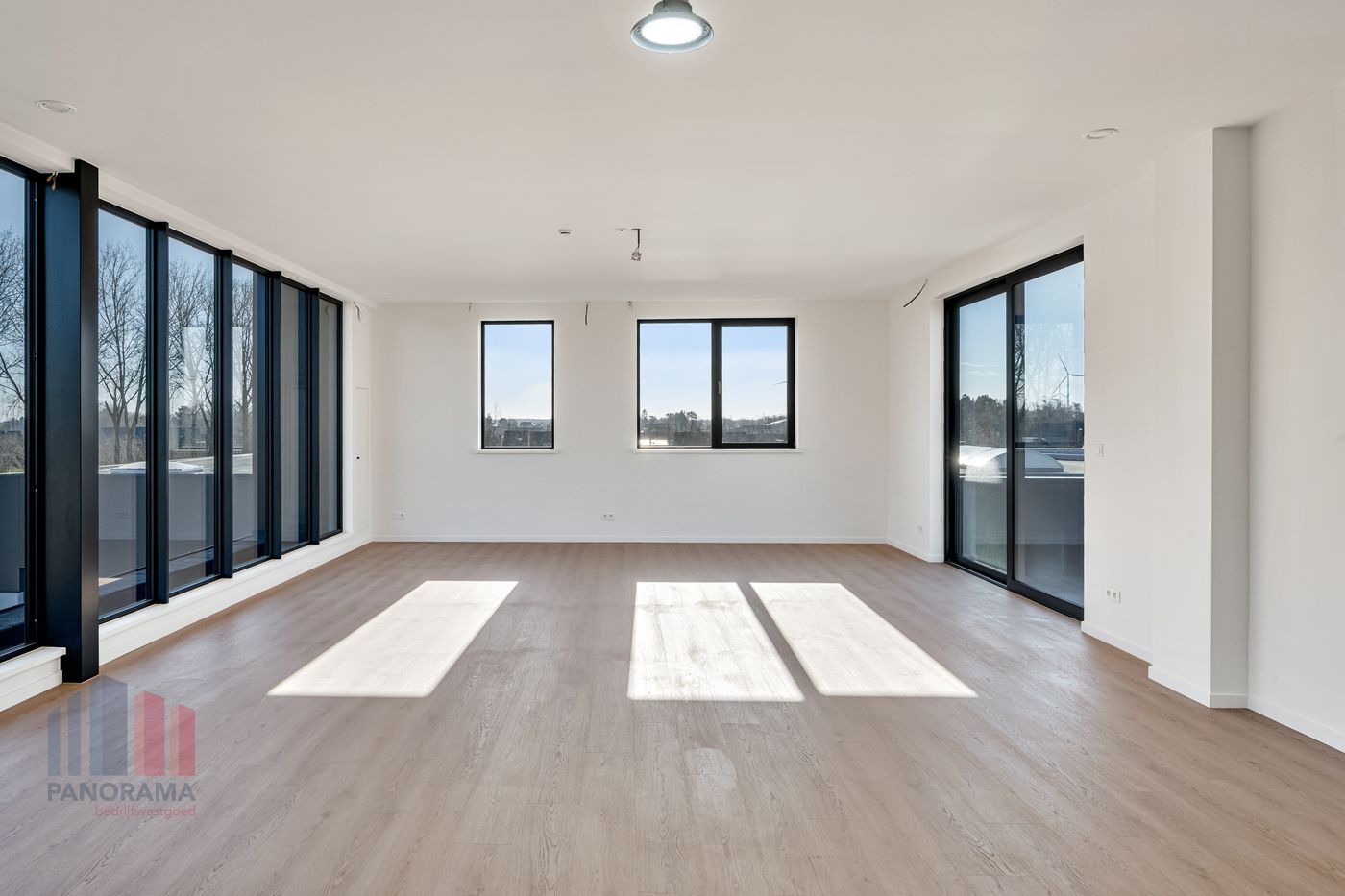 Moderne kantoorruimte met high-end afwerking vlakbij de R4 - photo 4