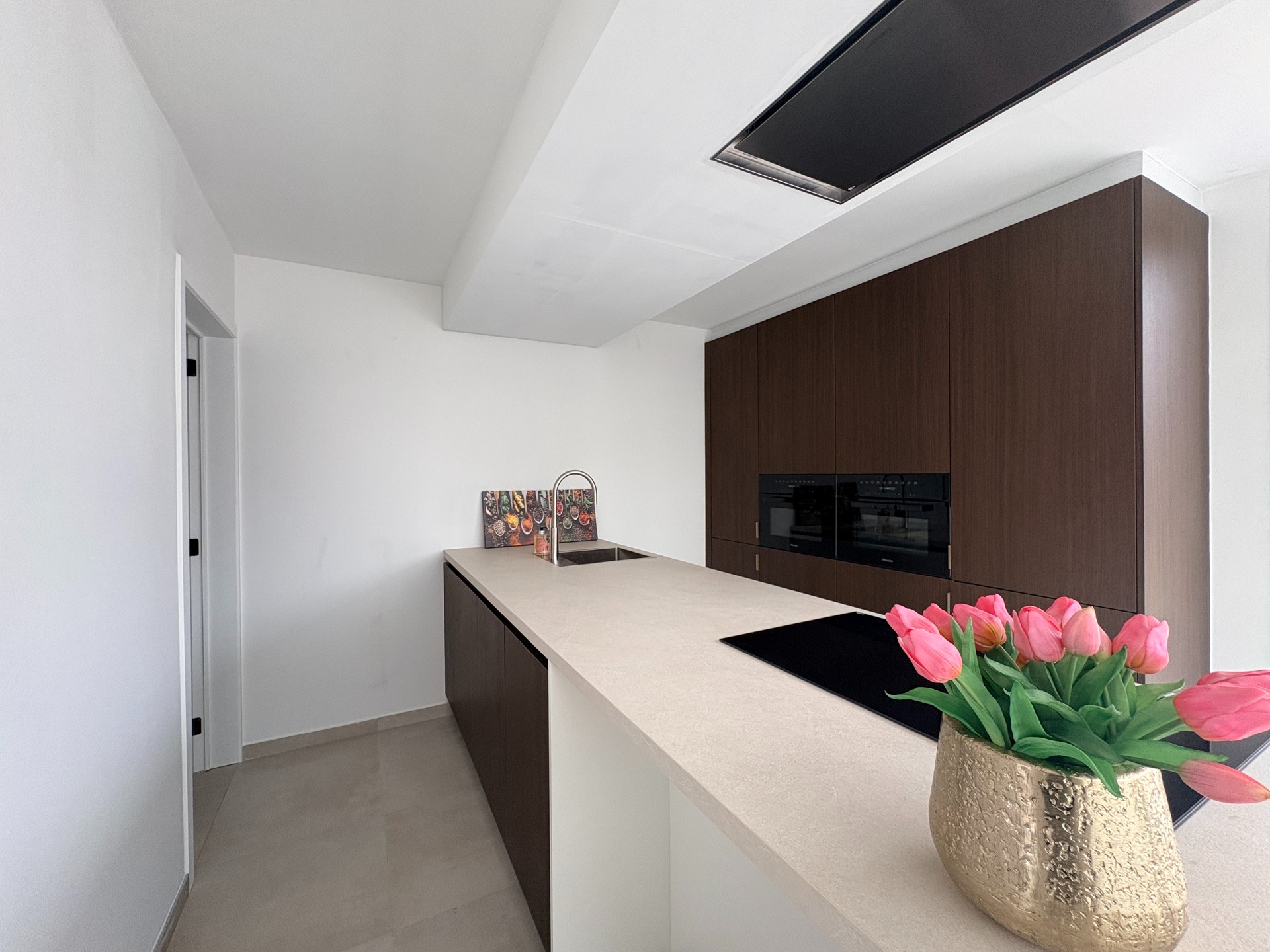 Gerenoveerde, ruime woning met 3 slaapkamers in Ledegem - foto 4