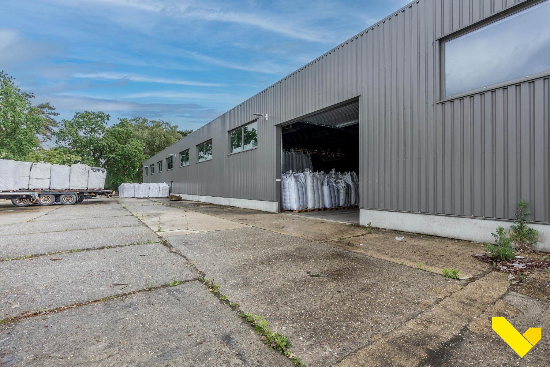 Commercial for rent in Balen - photo 5