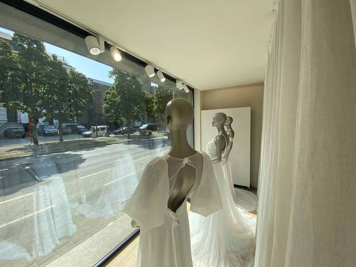 Instapklaar handelspand van 170 m² met parking op kleine ring Hasselt - foto 2