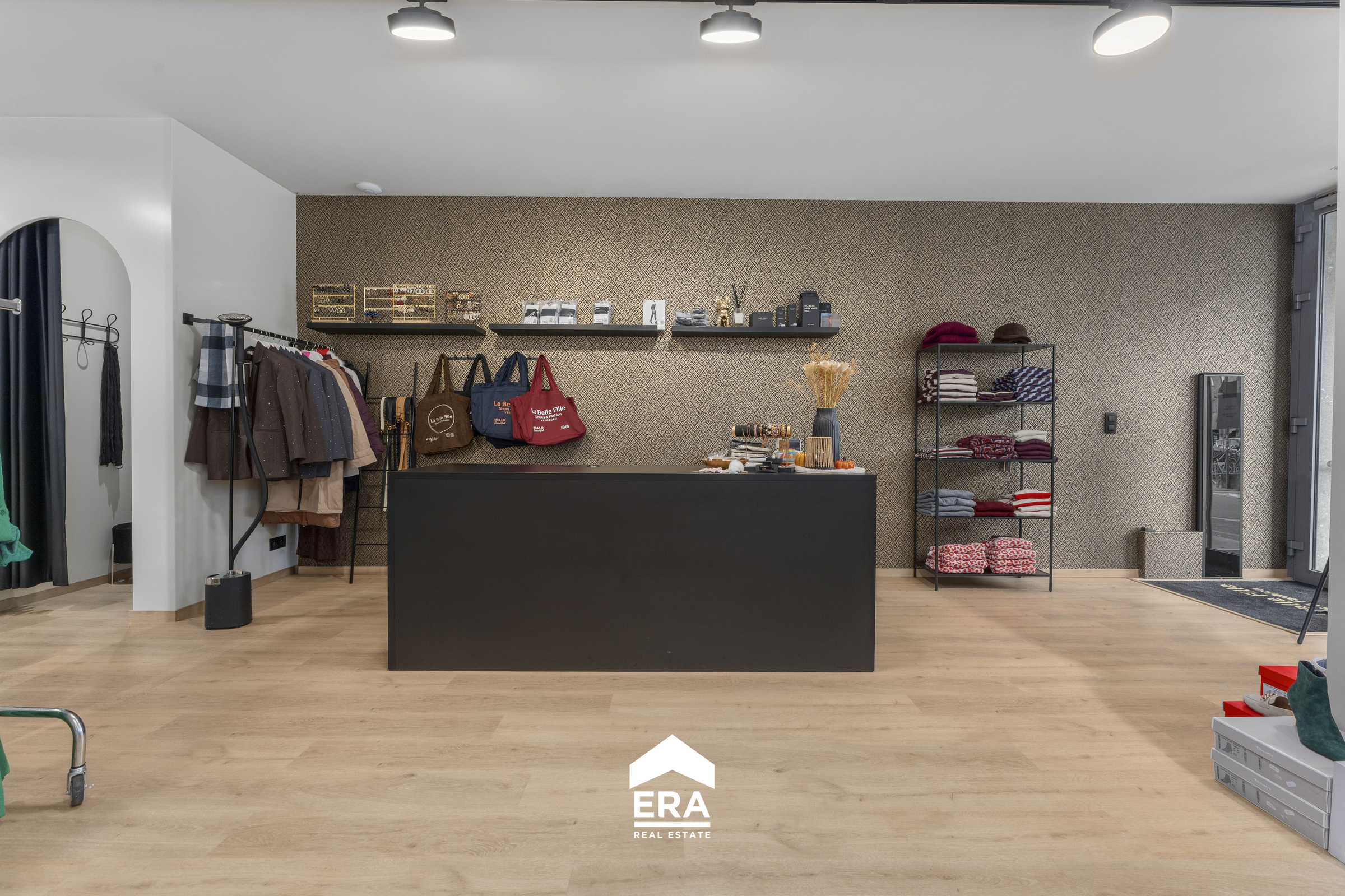 Instapklare handelsruimte centrum Veldegem (102 m²) - foto 4