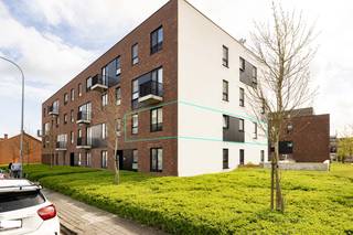 Gelegen in 'Residentie Kouterpark' te Emelgem, deelgemeente van Izegem, kunt u dit instapklaar appartement met zuidgericht terras terugvinden op...